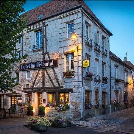 Logis - Hotel & Restaurant Du Tribunal Mortagne-au-Perche Zewnętrze zdjęcie