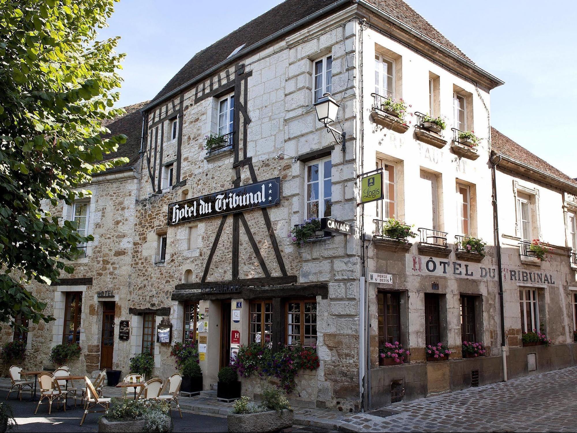 Logis - Hotel & Restaurant Du Tribunal Mortagne-au-Perche Zewnętrze zdjęcie